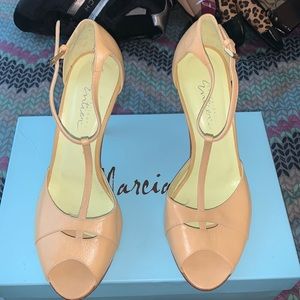 Classiques Entier heels size 7